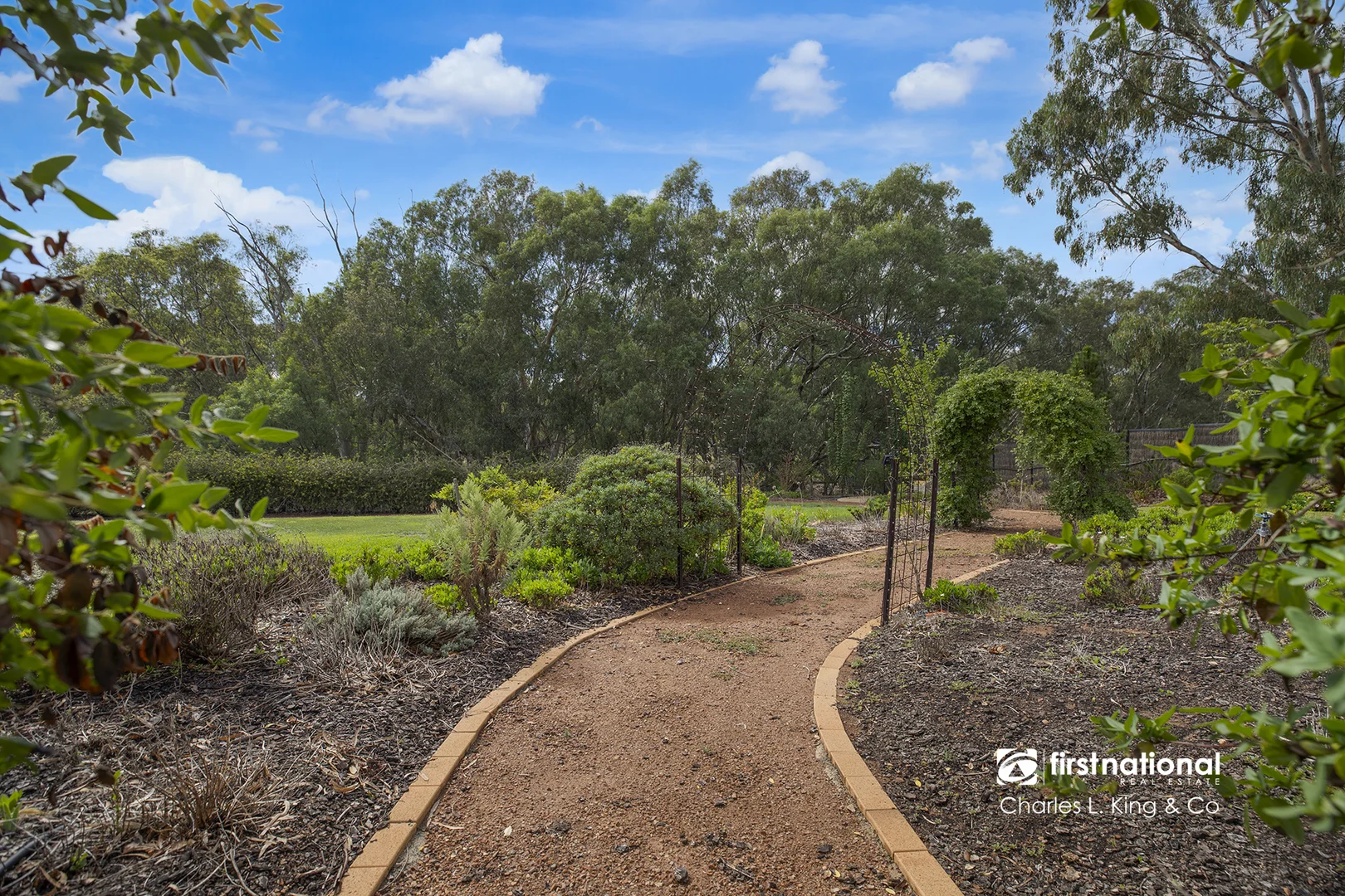 Additional image 32 of 11 Chelsworth Drive, Echuca VIC 3564