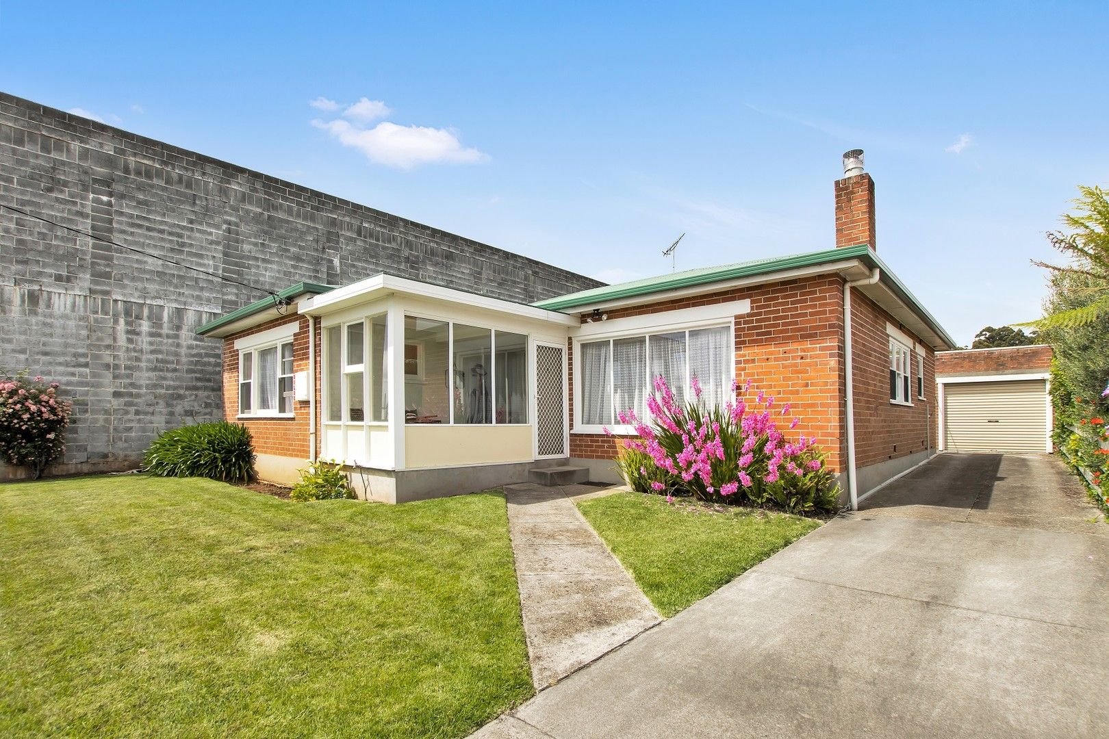 3 bedrooms House in 14 Speed Street COOEE TAS, 7320