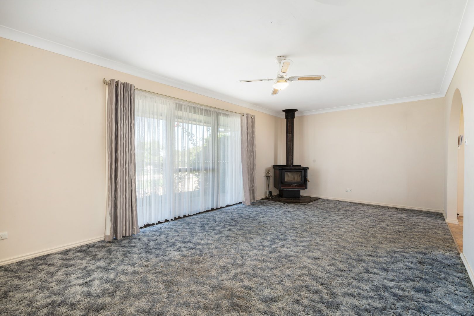 'Valley View' 198 Quarry Road (Moorbel), Canowindra NSW 2804, Image 2