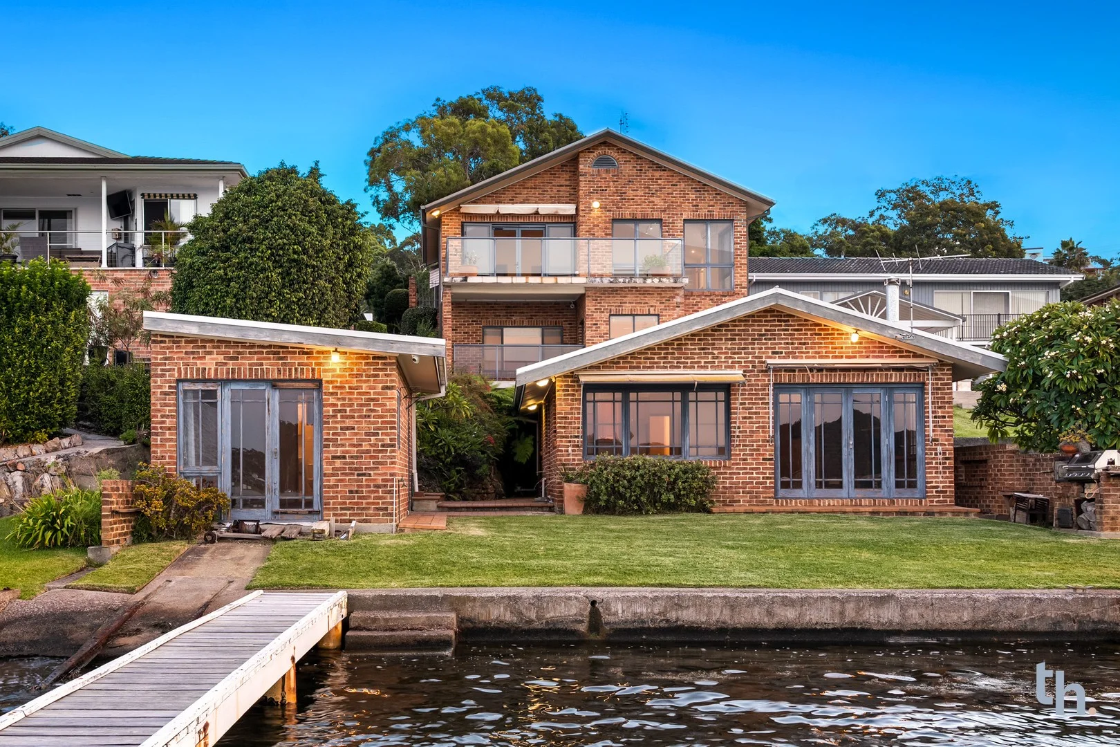 Additional image 2 of 107 Fishing Point Road, Fishing Point NSW 2283