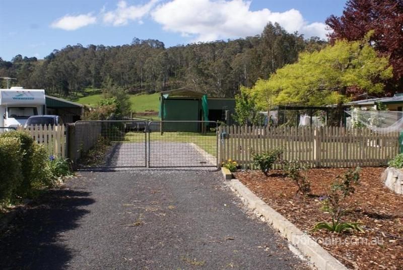 28 Pioneer Drive, MOLE CREEK TAS 7304, Image 2