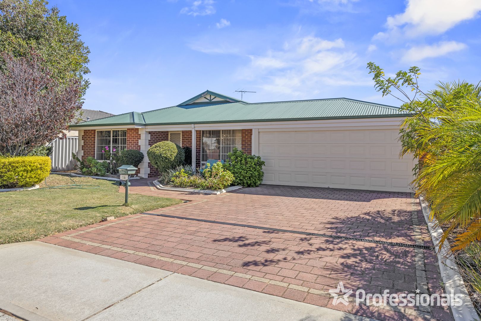 16 Nunney Road, Orelia WA 6167, Image 1