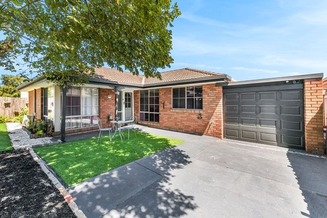 Picture of 2/42 Strathavan Drive, BERWICK VIC 3806