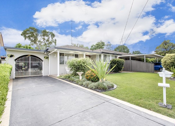 9 Parkview Avenue, South Penrith NSW 2750