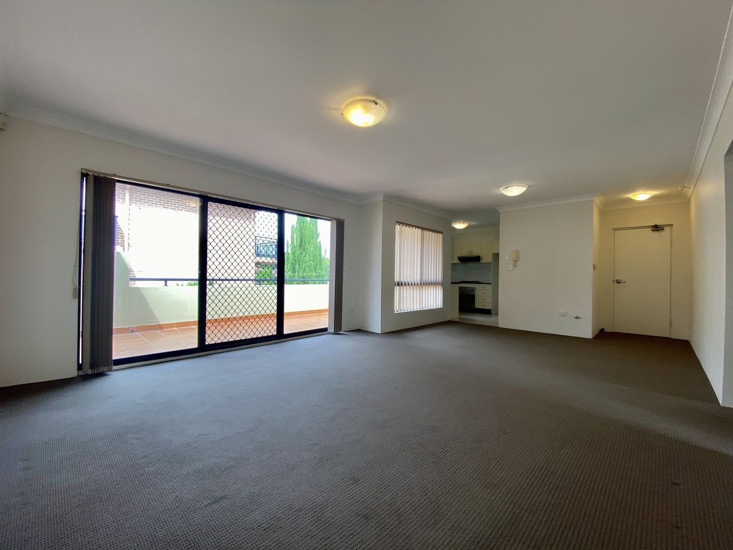 2 bedrooms Apartment / Unit / Flat in 4/35A Alice Street HARRIS PARK NSW, 2150