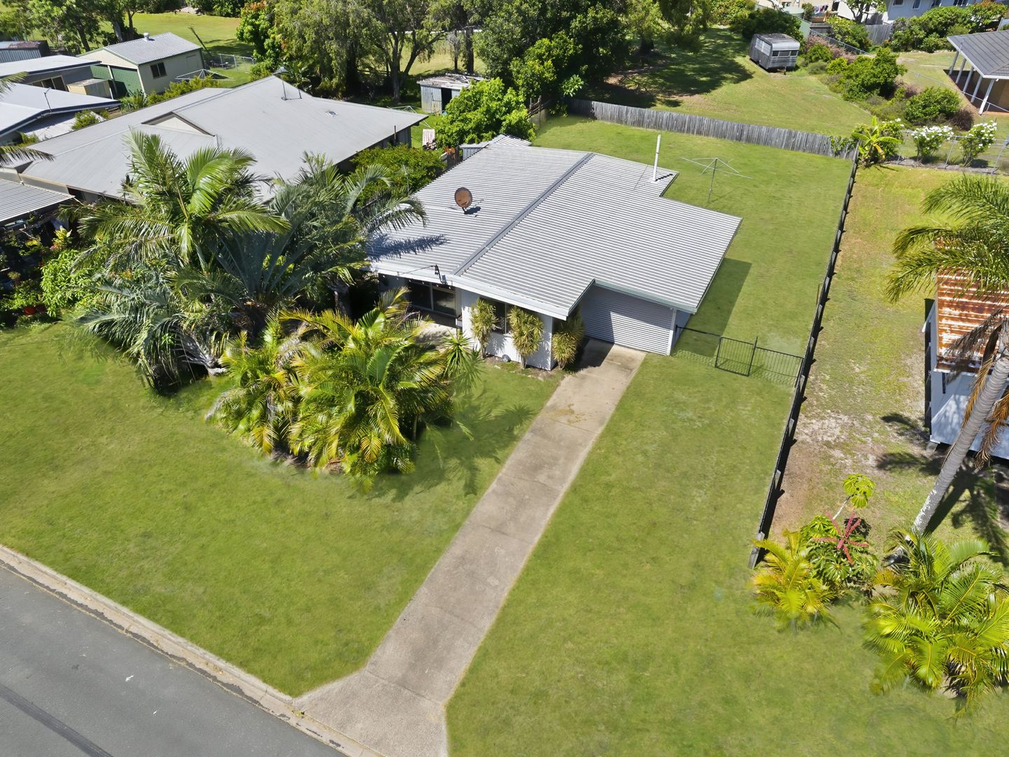 20 Sunset Ave, Bongaree QLD 4507, Image 1