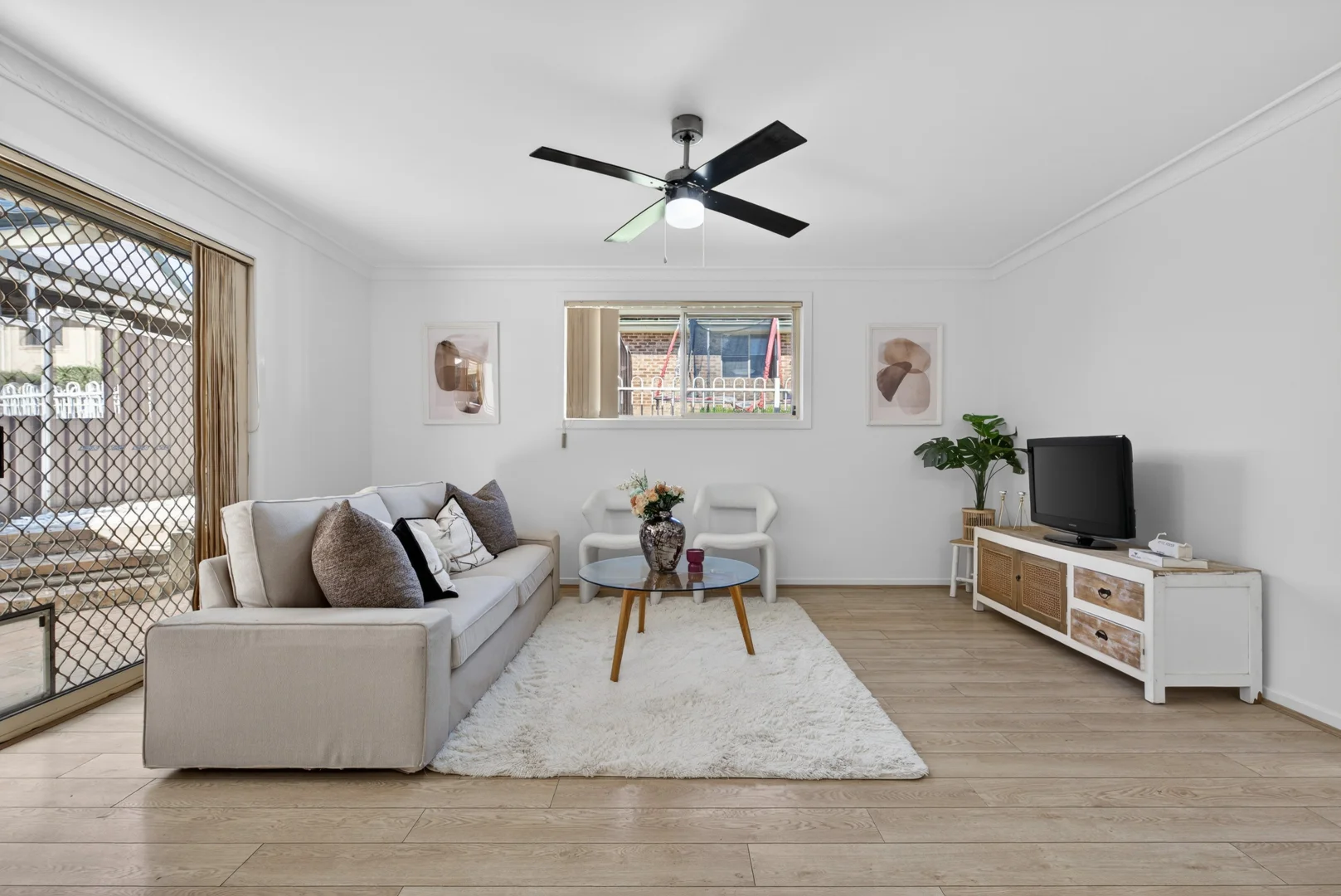 Additional image 2 of 5/75 Gilba Road, Girraween NSW 2145