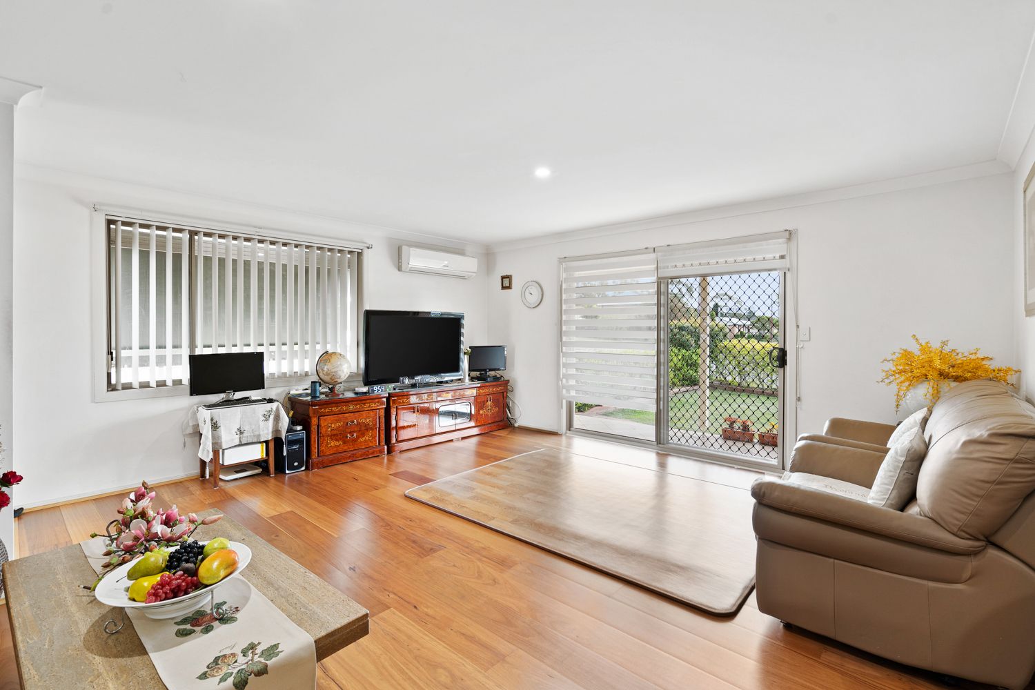 16 East Street, Killarney Vale NSW 2261, Image 1