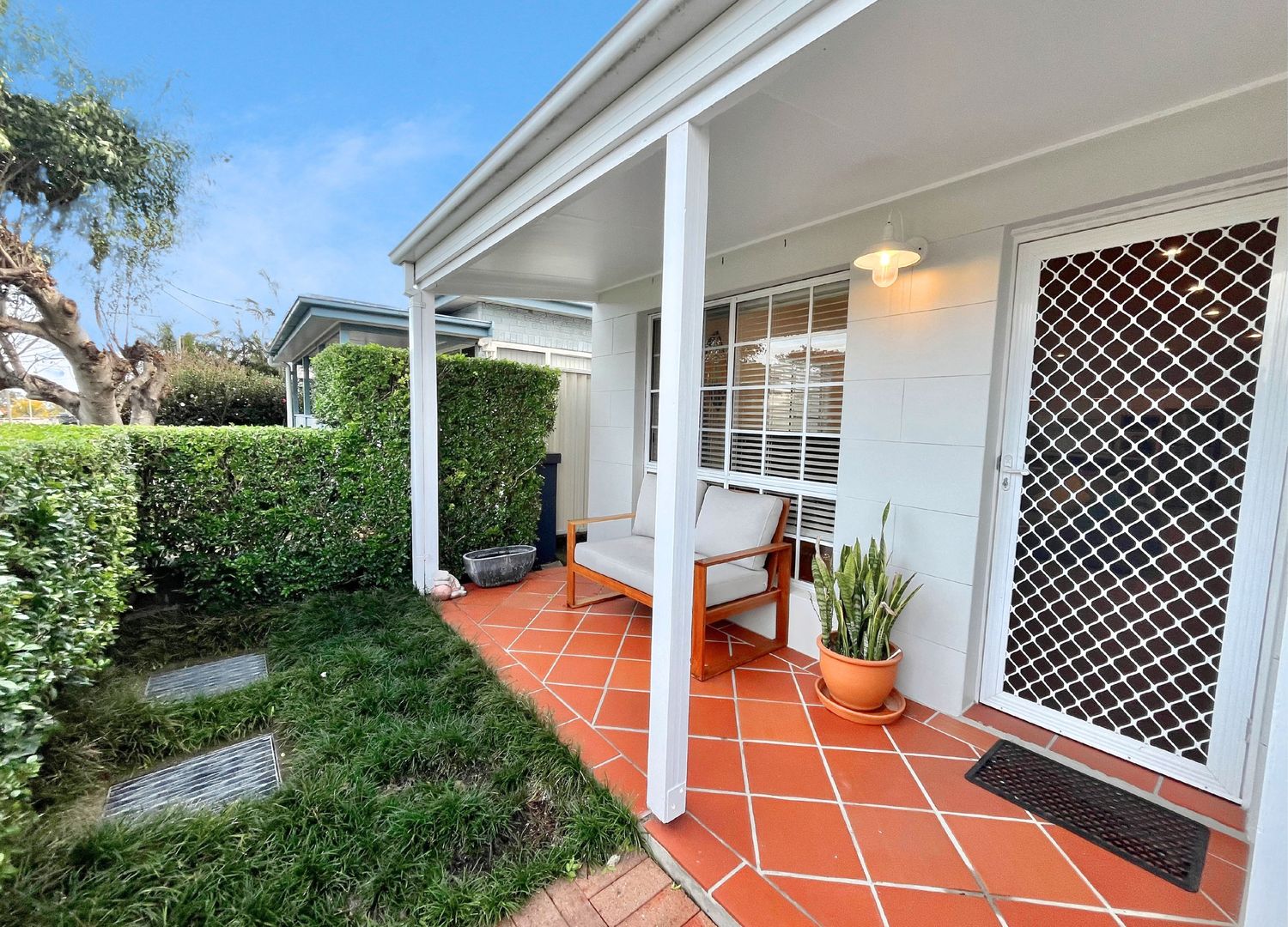 1/116 Ocean Street, Dudley NSW 2290, Image 2