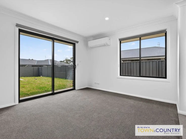 Additional image 4 of 1/13 Sunrise Crescent, Armidale NSW 2350