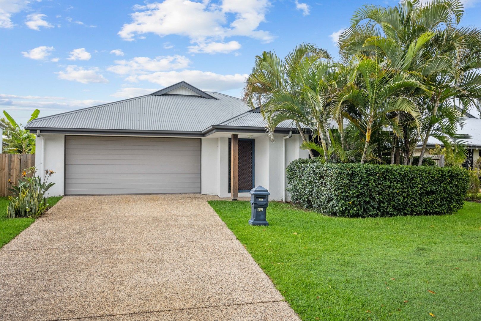 4 bedrooms House in 262 University Way SIPPY DOWNS QLD, 4556