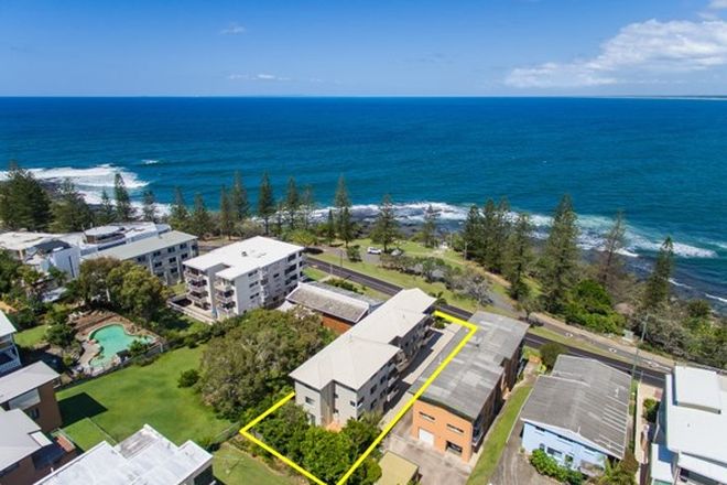 Picture of 19 Esplanade Headland, KINGS BEACH QLD 4551