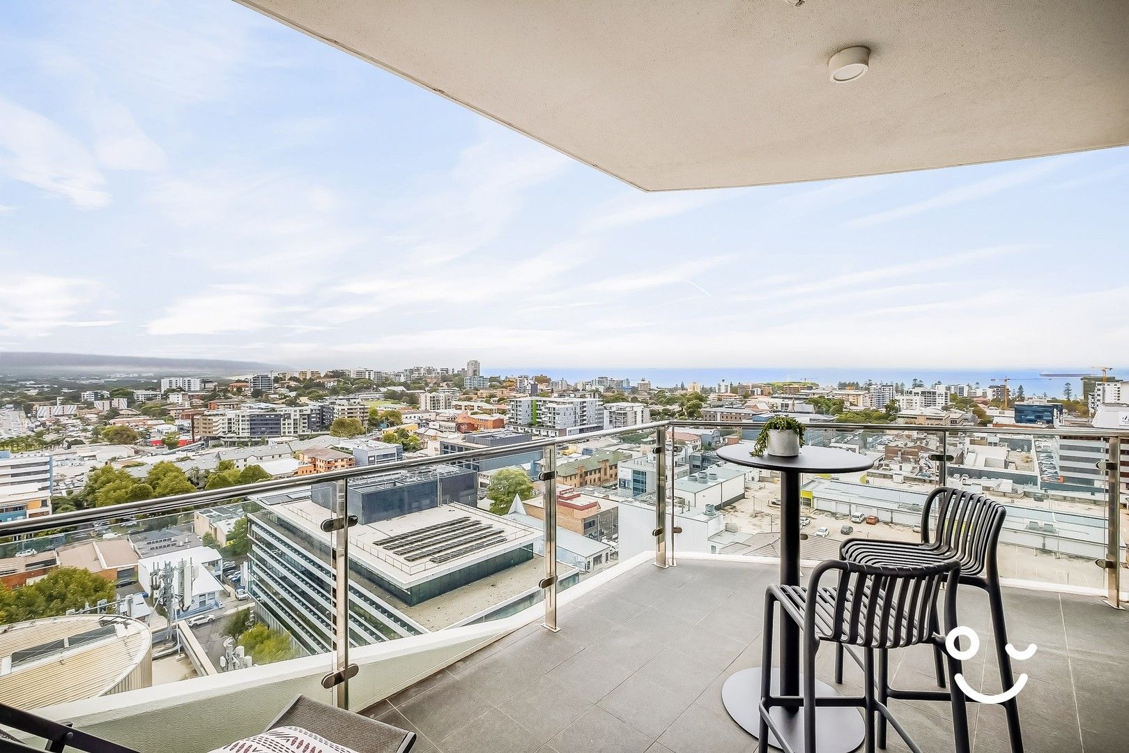 1105/10 Regent Street, Wollongong NSW 2500, Image 2