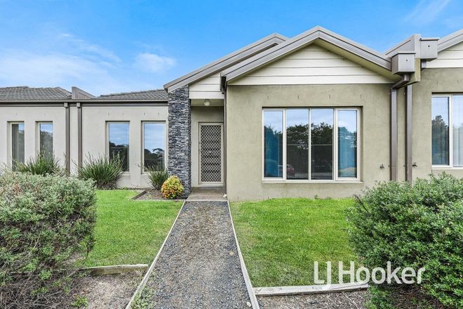 Picture of 9 McClenaghan Place, PAKENHAM VIC 3810