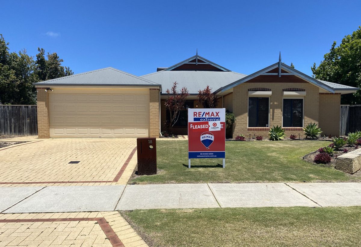 4 bedrooms House in 18 Woodstock Way BUTLER WA, 6036