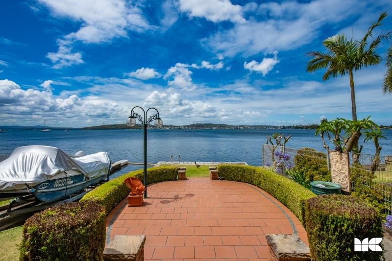 4 bedrooms House in 85 Marks Point Road MARKS POINT NSW, 2280