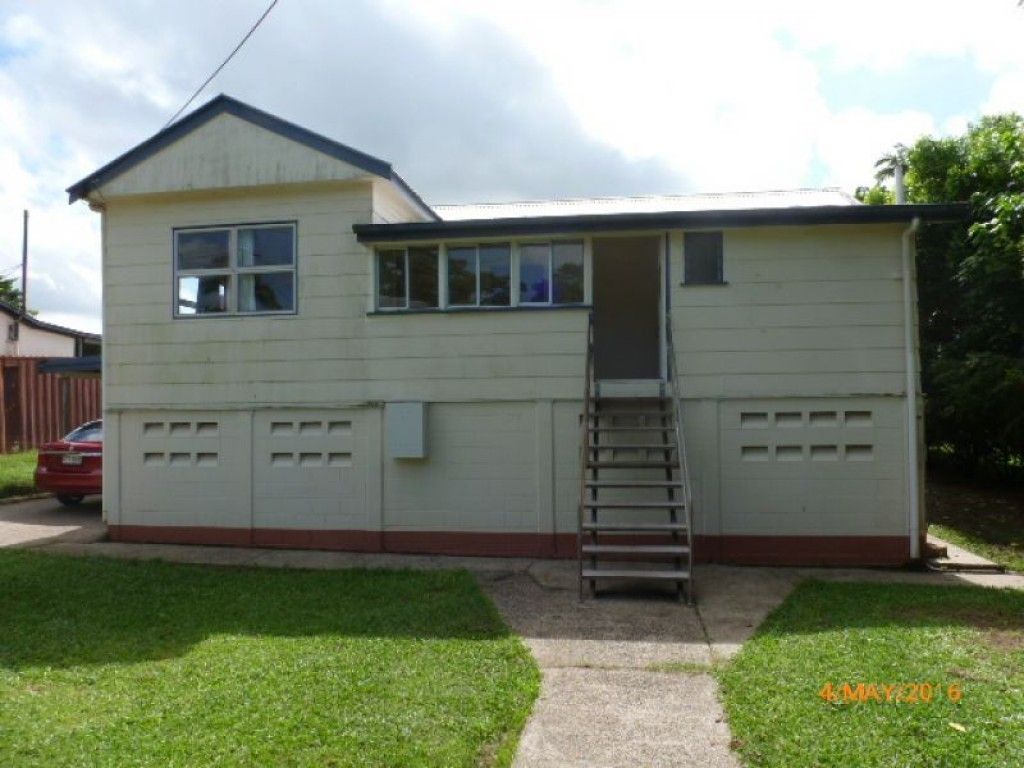 2 bedrooms Townhouse in 23 Fitzgerald Street EAST INNISFAIL QLD, 4860