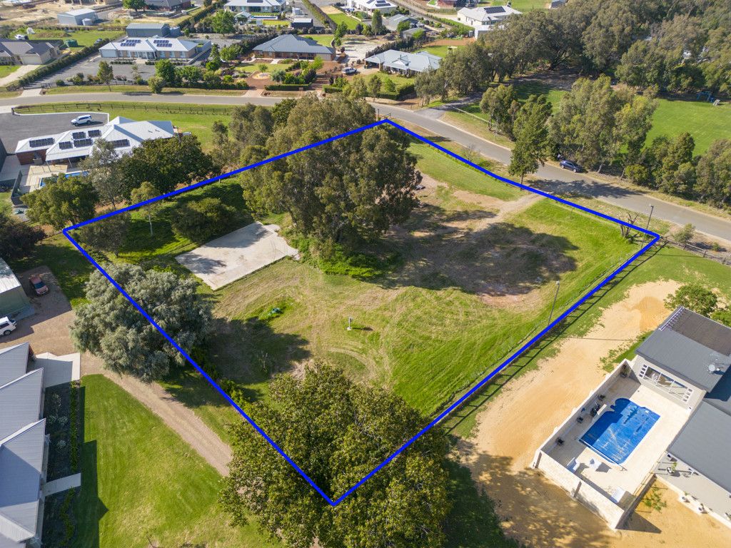 67 Dalray Court, Darling Downs WA 6122, Image 2