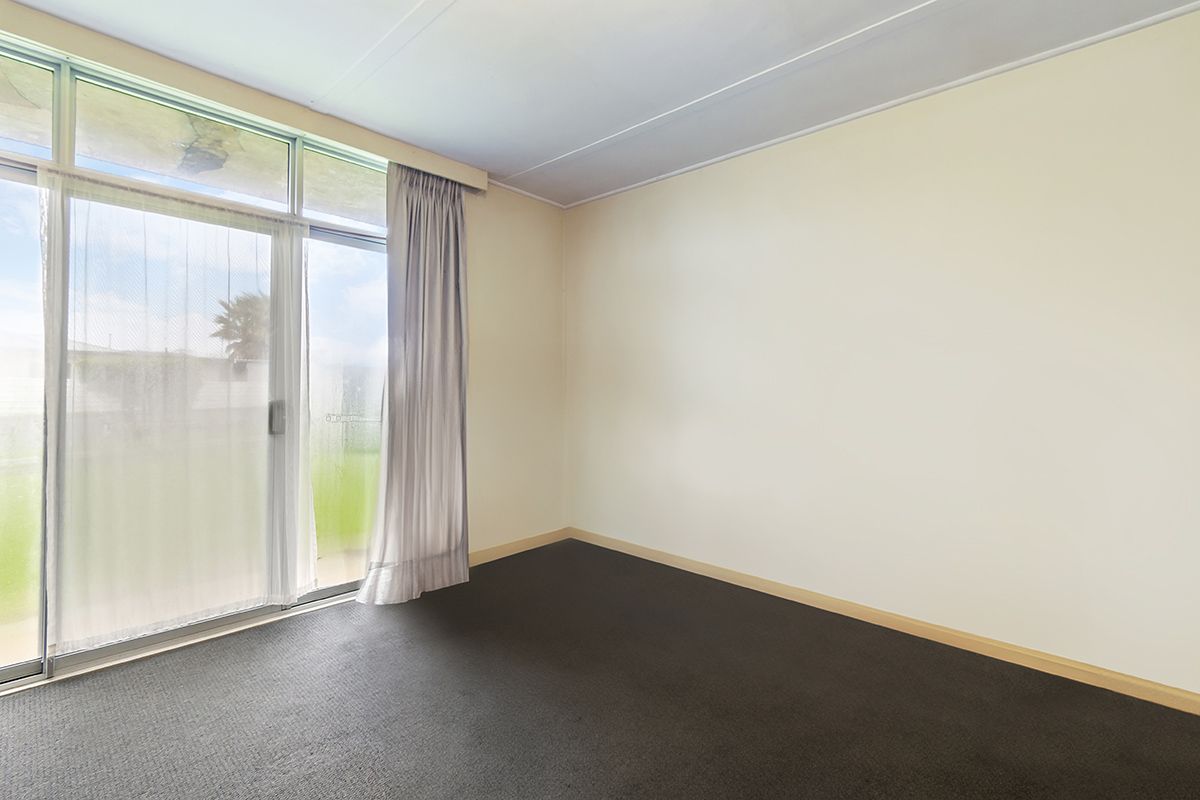 1/6 Casino Court, Portland VIC 3305, Image 2