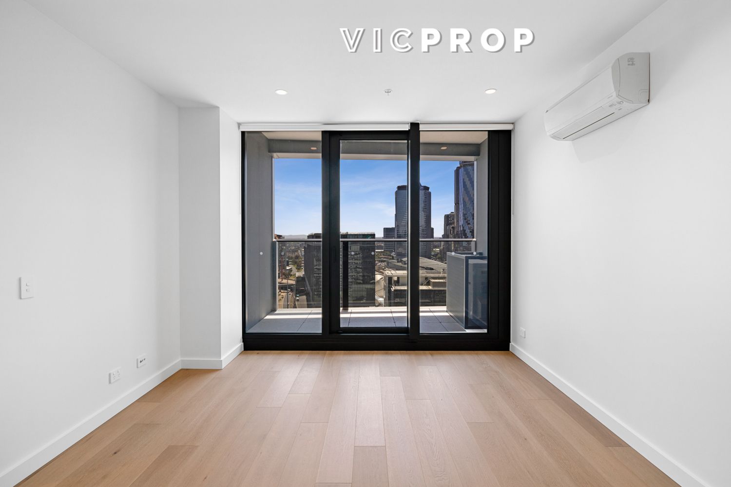 2 bedrooms Apartment / Unit / Flat in 1714/628 Flinders Street DOCKLANDS VIC, 3008
