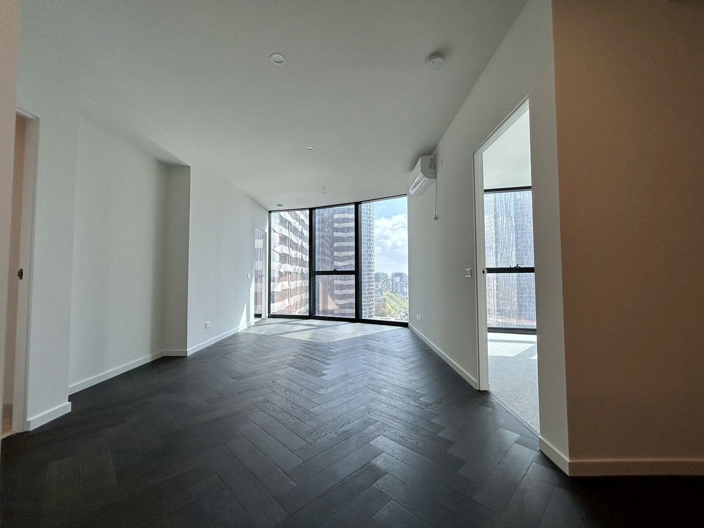 2 bedrooms Apartment / Unit / Flat in 2012/119 Abeckett Street MELBOURNE VIC, 3000