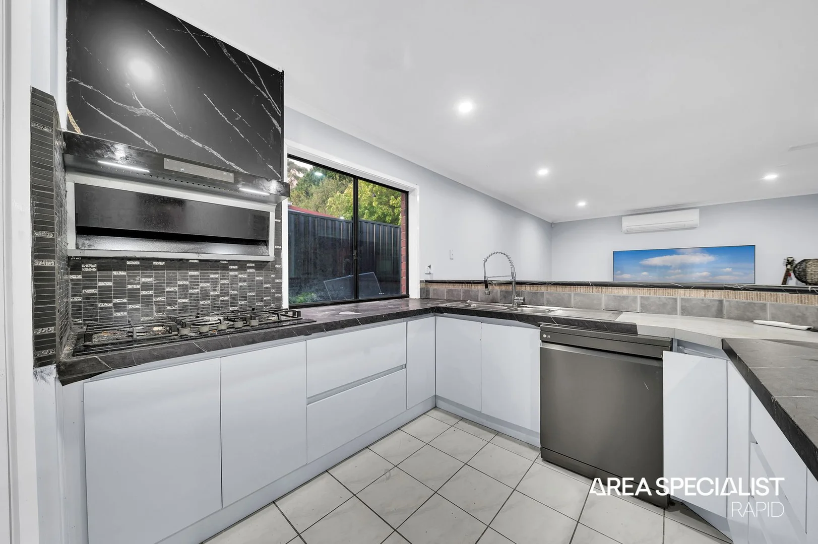 Additional image 5 of 4 Edith Rise, Hampton Park VIC 3976