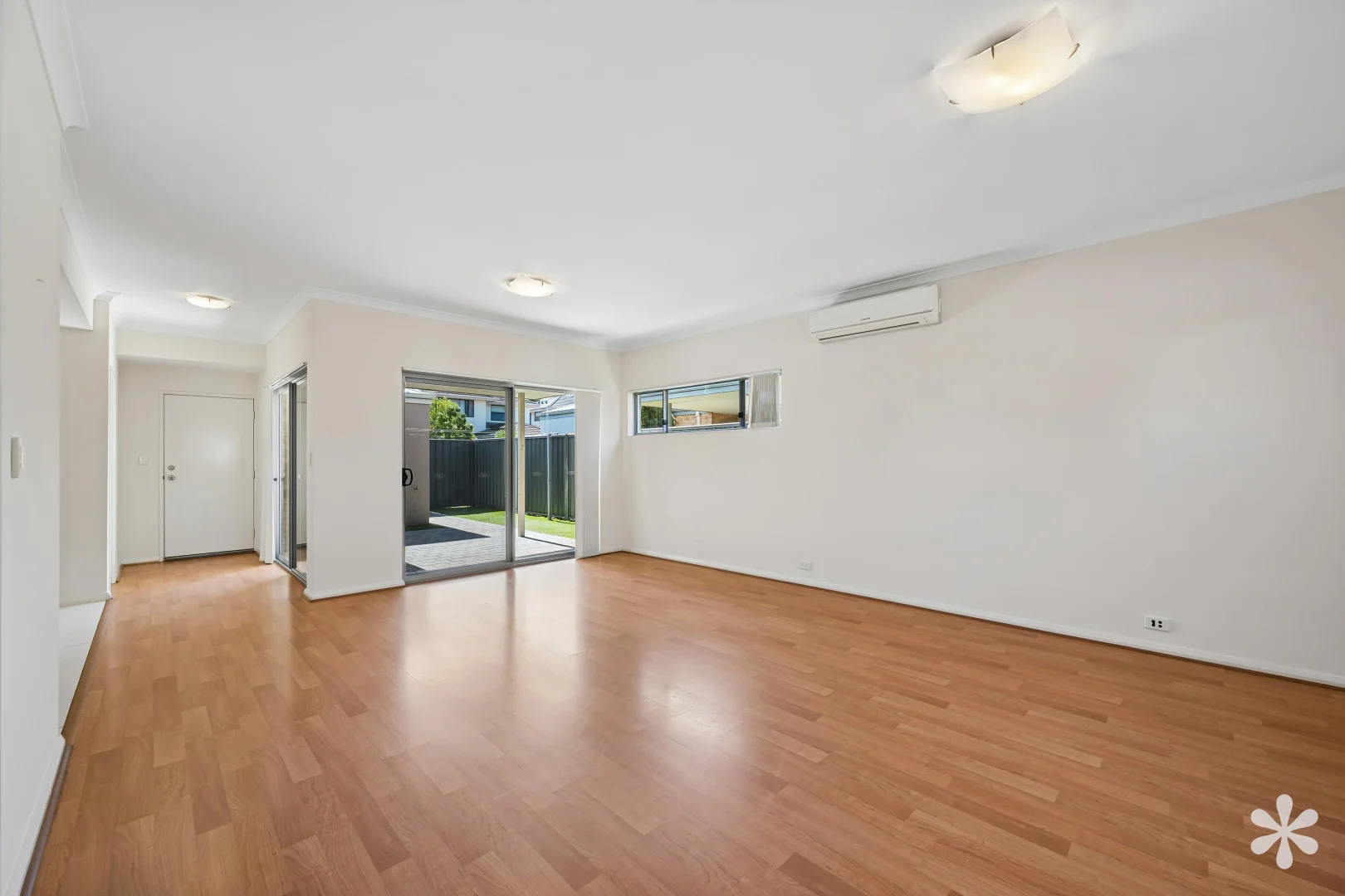 Additional image 6 of 8/18 Deanmore Bend, Hammond Park WA 6164