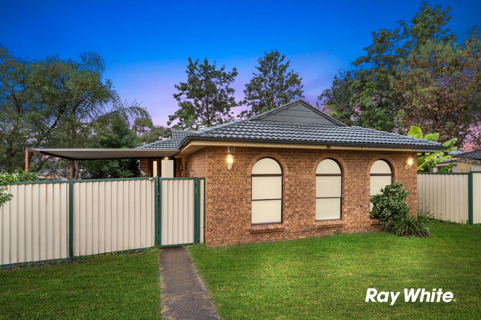 1 Lawton Place, Oakhurst NSW 2761, Image 2