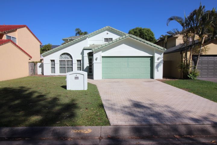 3 bedrooms House in 4 Clear River Boulevarde ASHMORE QLD, 4214