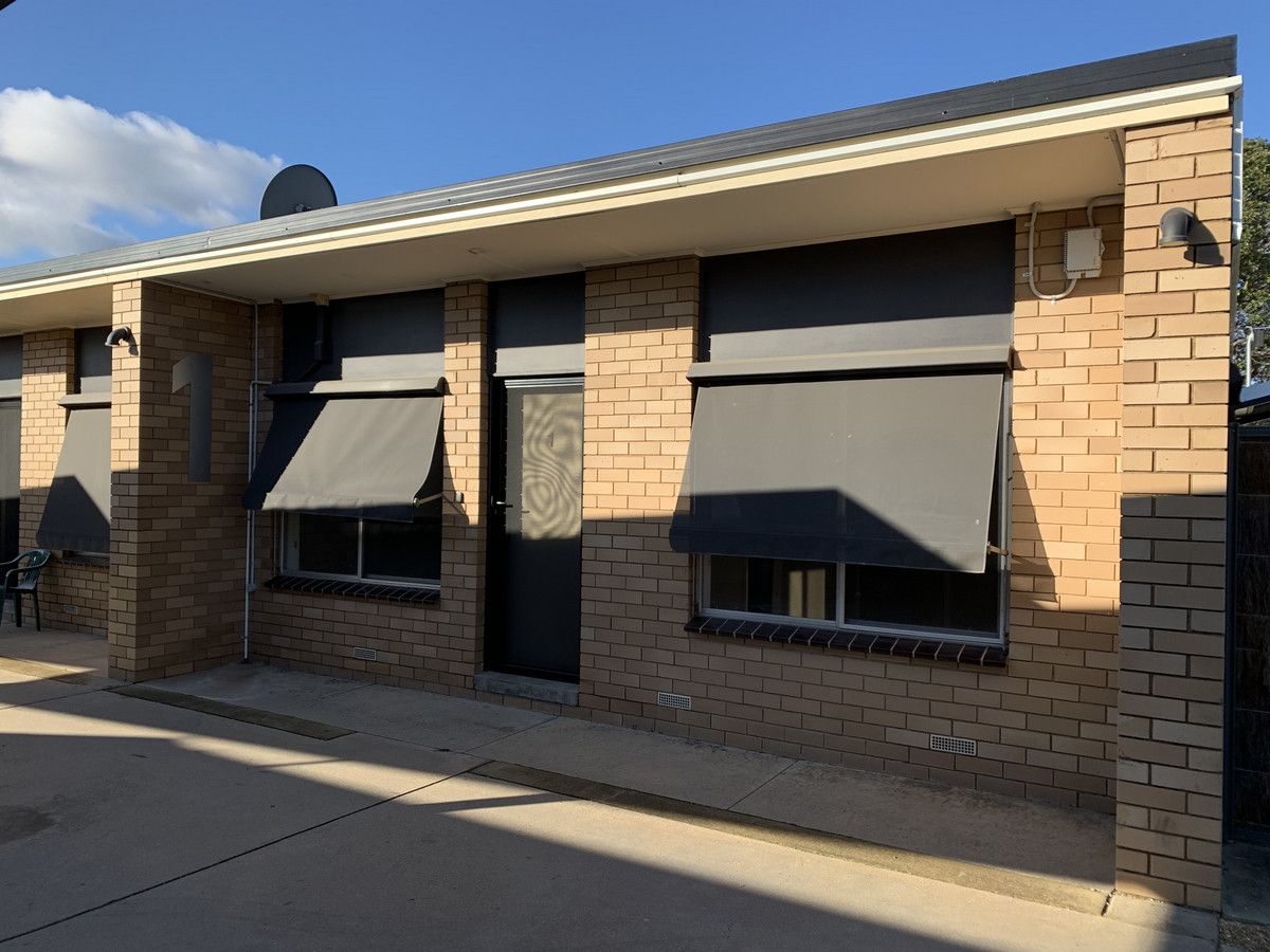 2 bedrooms Apartment / Unit / Flat in 1/105 Ashenden Street SHEPPARTON VIC, 3630