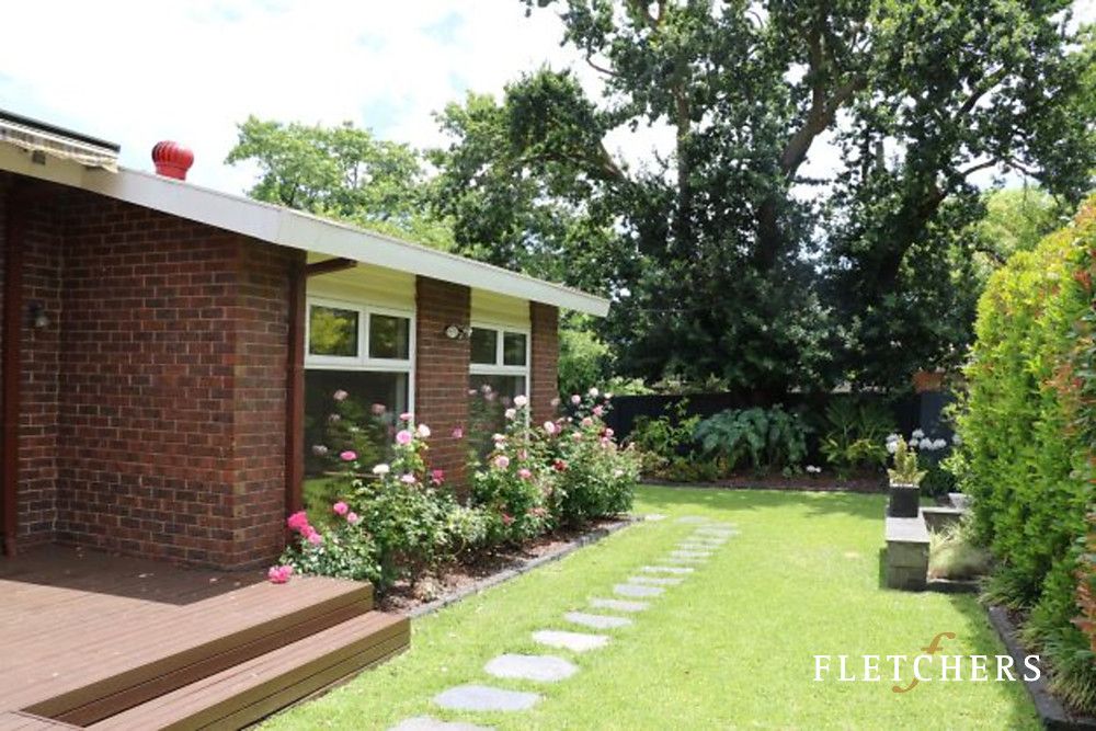 5 bedrooms House in 2A Donald Street ASHBURTON VIC, 3147