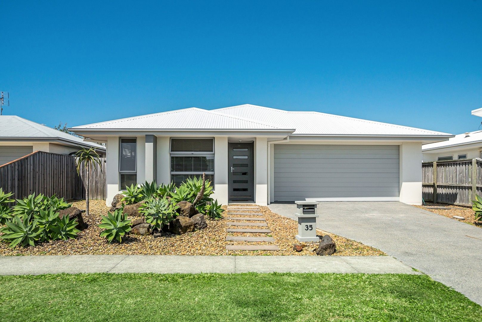 35 Dianella Drive, Casuarina NSW 2487, Image 2