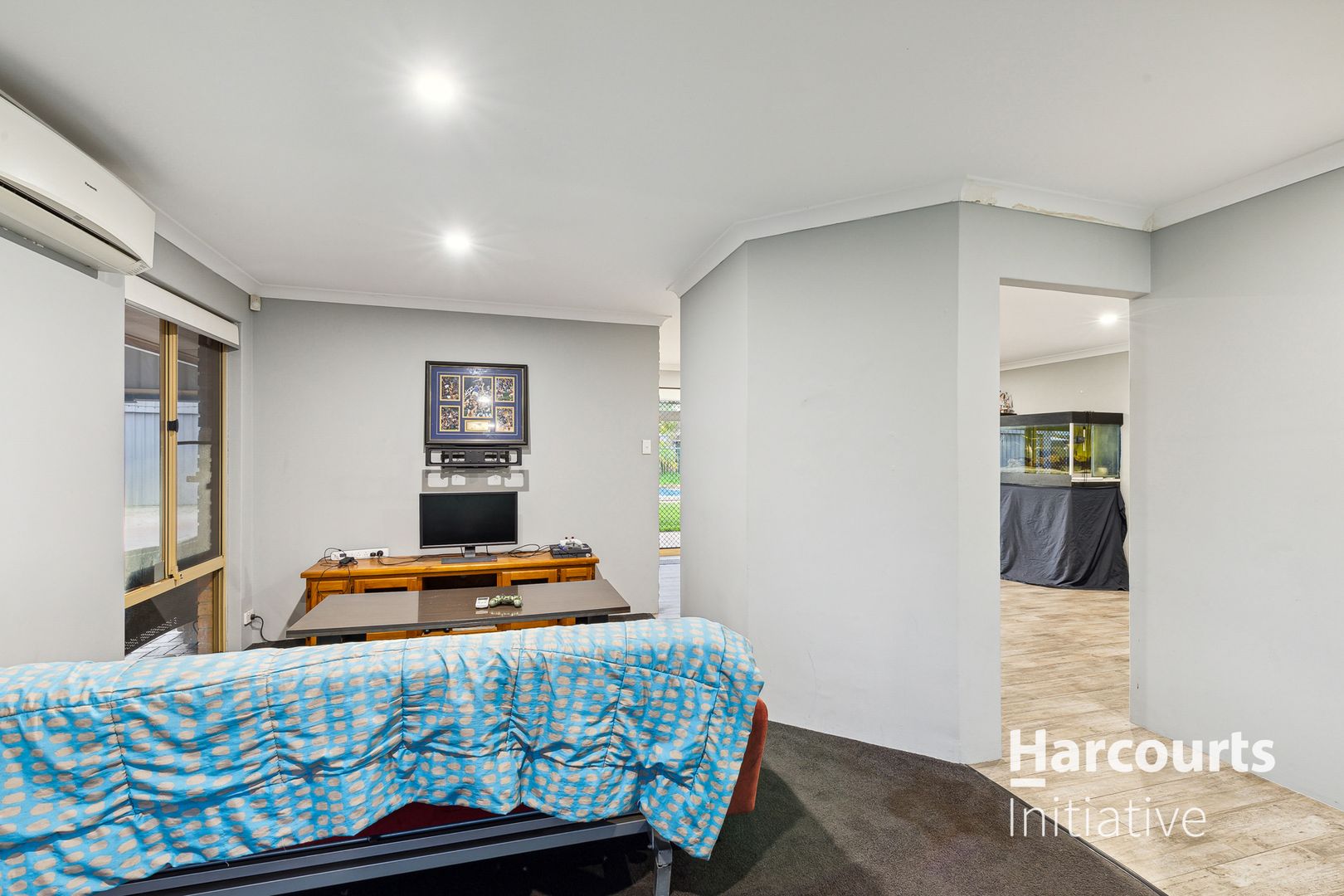 13 Rosella Circle, Ballajura WA 6066, Image 2