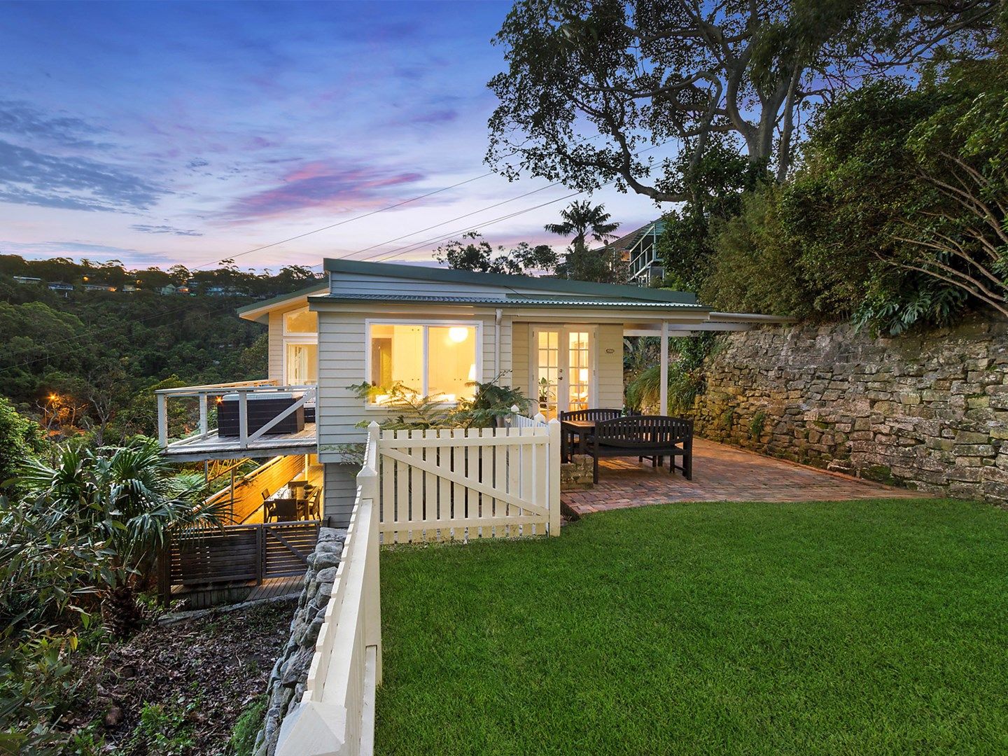 25A Plateau Road, Avalon Beach NSW 2107, Image 0