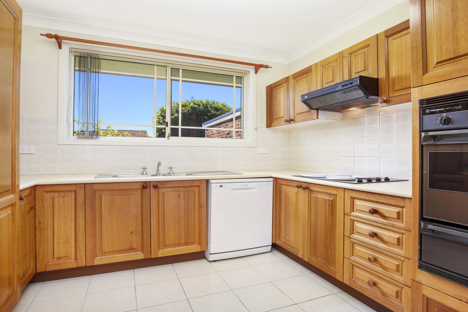 11/27 Greenacre Road, South Hurstville NSW 2221, Image 2