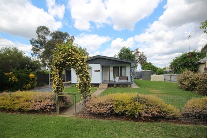 Picture of 8 Centenary Avenue, TARCUTTA NSW 2652