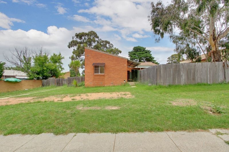 266 Wheeler Crescent, Wanniassa ACT 2903, Image 0