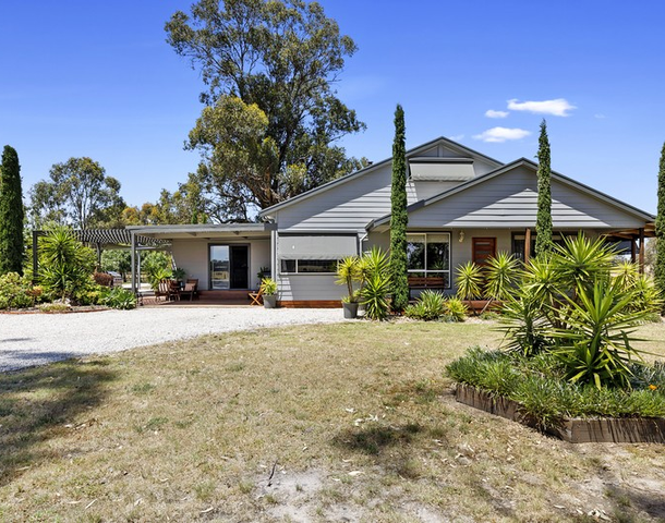 275 River Road, Goomalibee VIC 3673