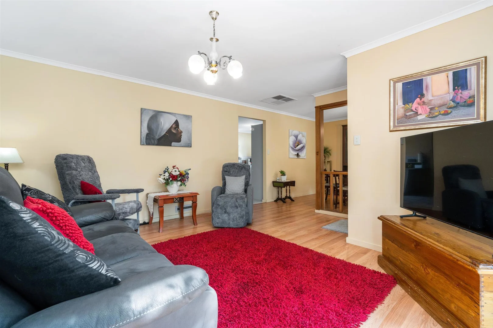 Additional image 3 of 12 Bordeaux Dr, Woodcroft SA 5162