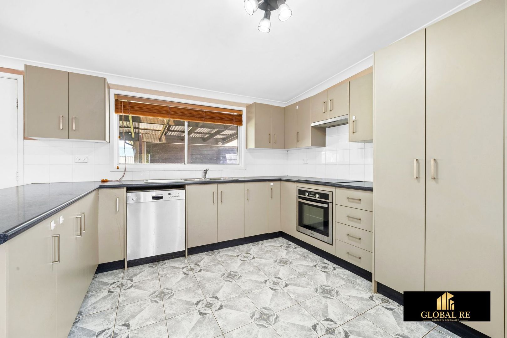 18 Moonshine Ave, Cabramatta West NSW 2166, Image 1