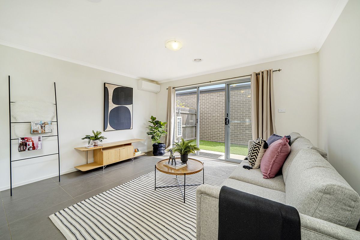 66 Cocoparra Crescent, Crace ACT 2911, Image 1