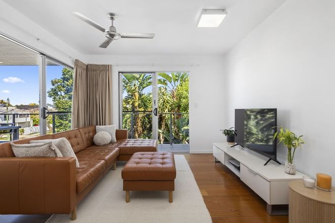 10/2 Barramul Street Bulimba 4171 - Image 3
