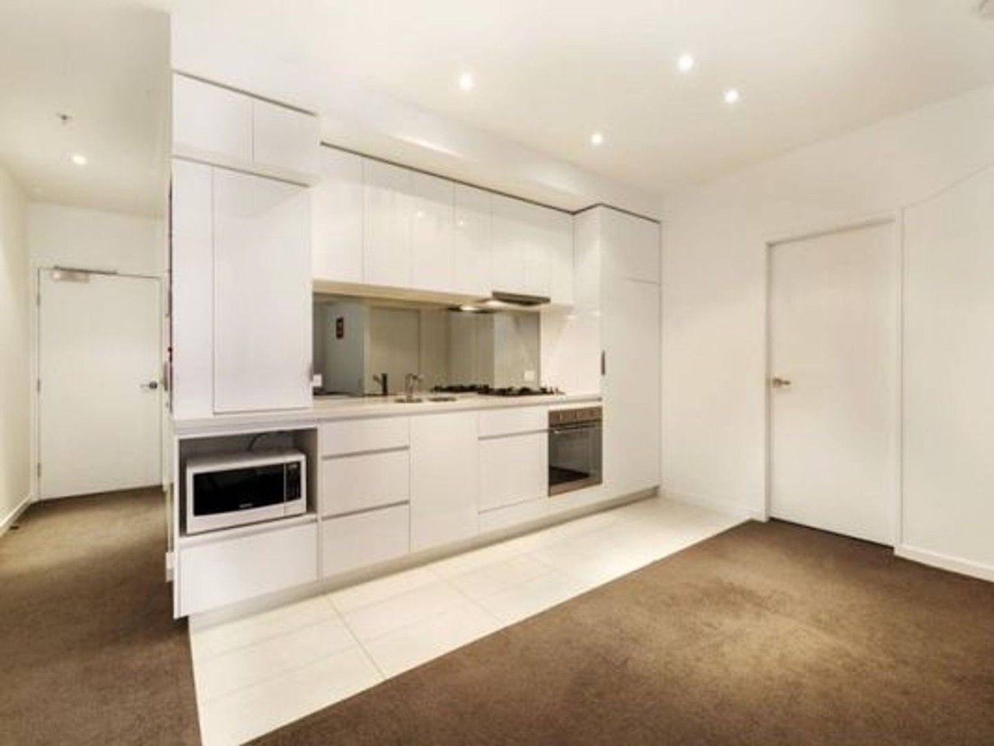 1 bedrooms Apartment / Unit / Flat in S2510/231 Harbour Esplanade DOCKLANDS VIC, 3008