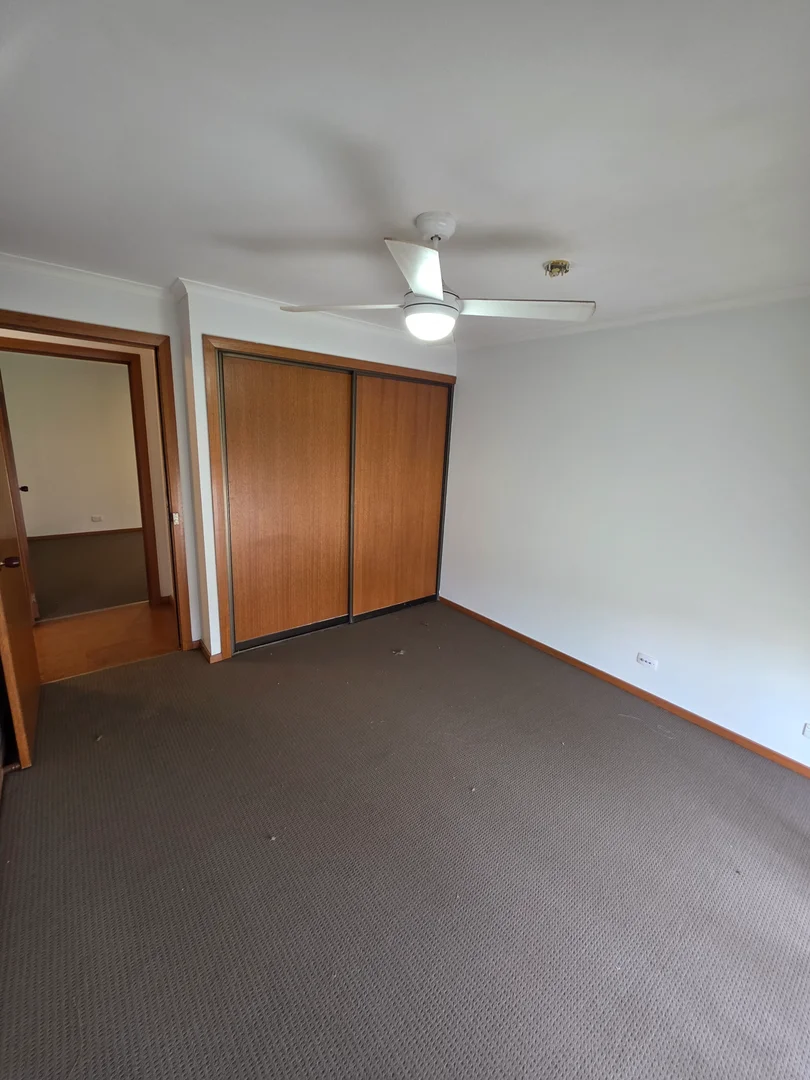 Additional image 9 of 4 Edwards Crescent, Wendouree VIC 3355