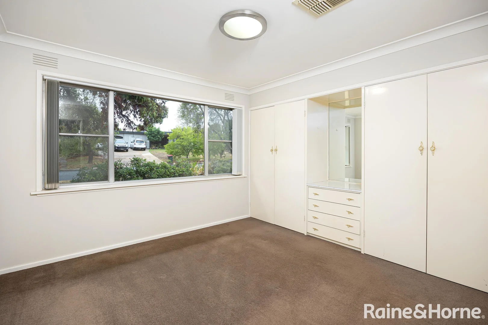 Additional image 6 of 35 Waranga Avenue, Mount Austin NSW 2650