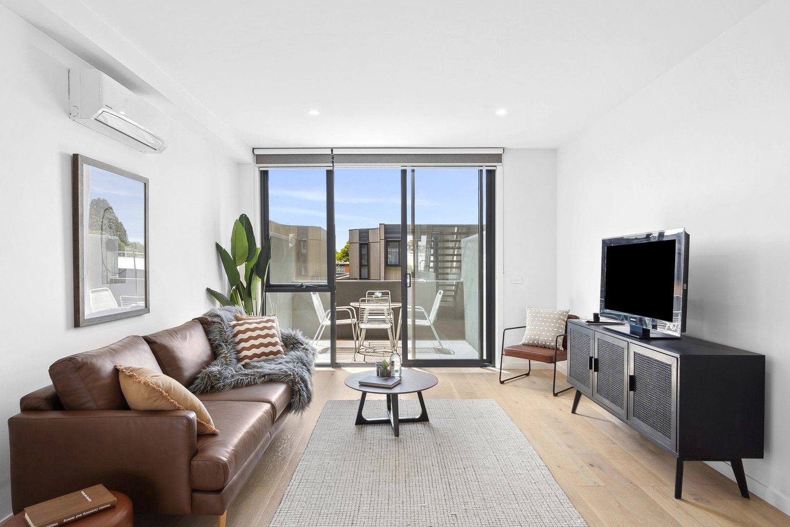 3 bedrooms Townhouse in 26 Bowlers Avenue GEELONG WEST VIC, 3218