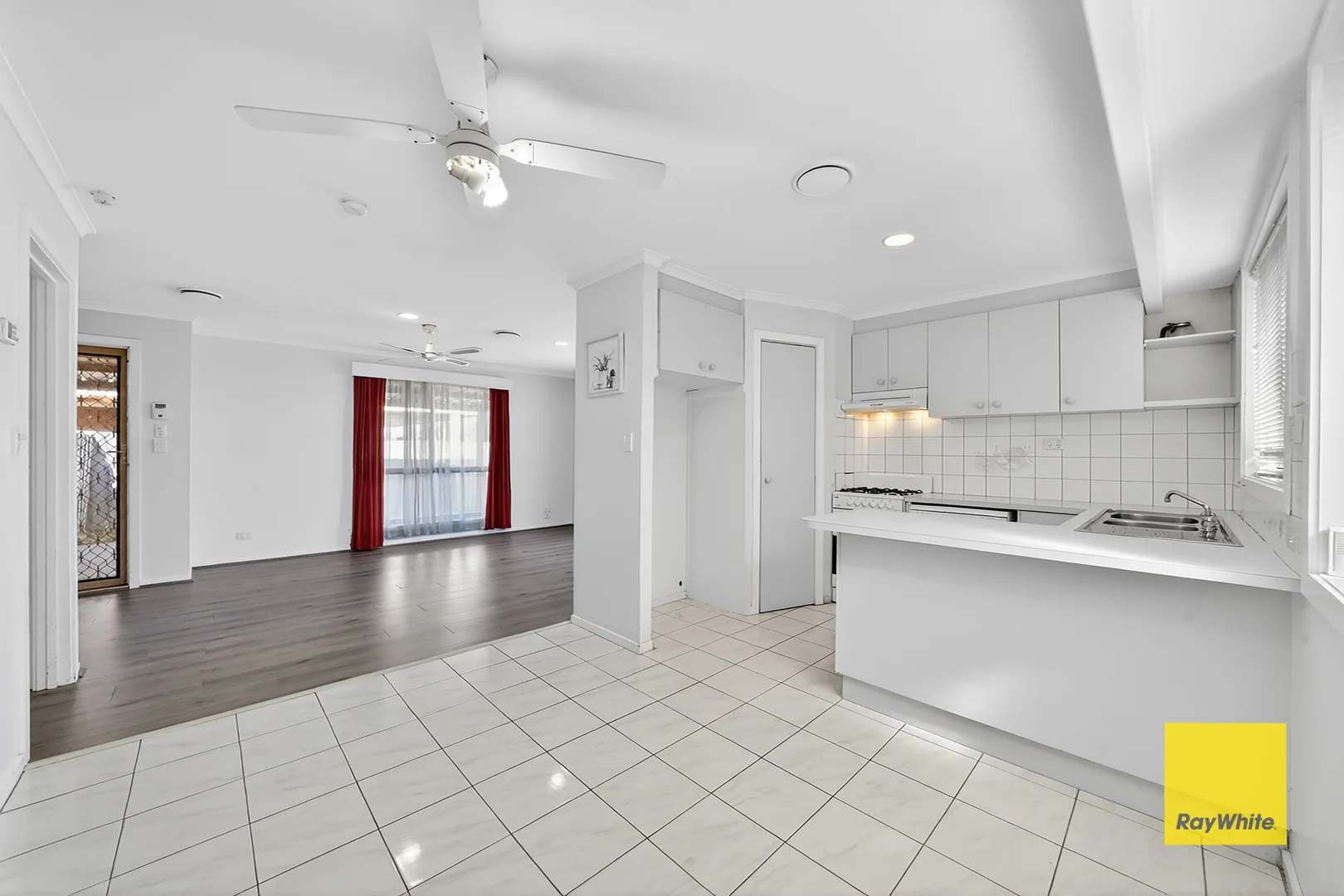 Additional image 7 of 51 SONGLARK CRESCENT, Werribee VIC 3030