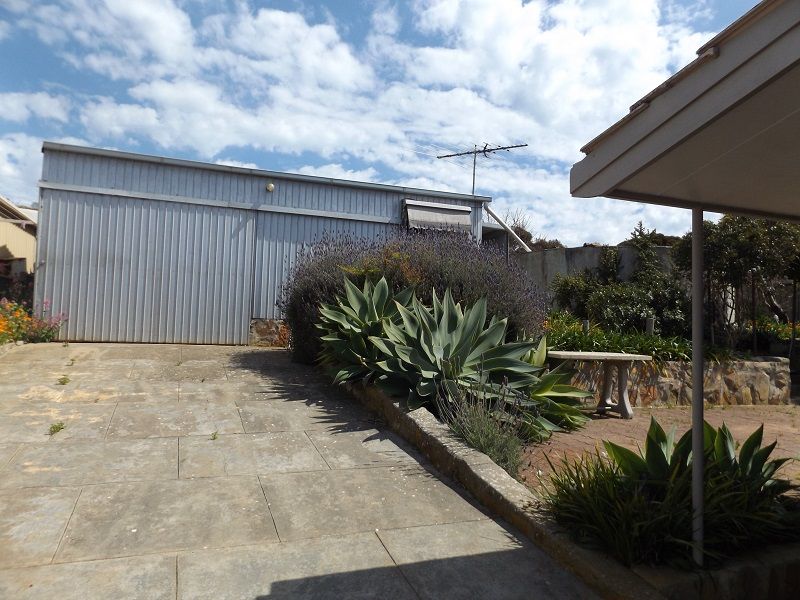 25 Hawthorn Avenue, Emu Bay SA 5223, Image 2