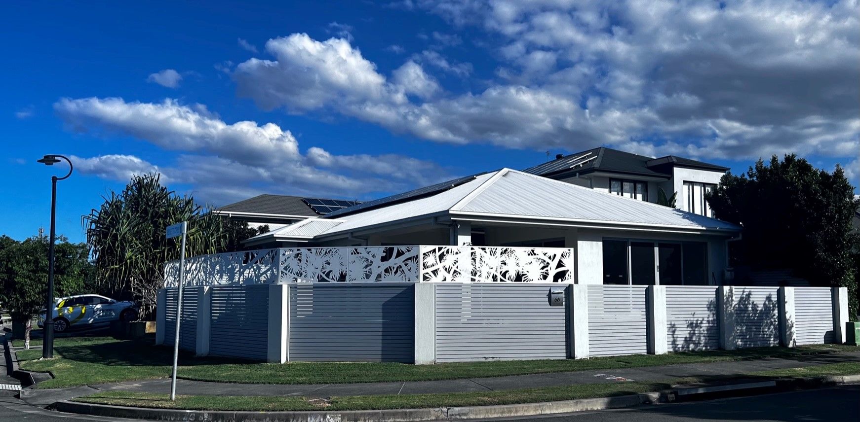 4 bedrooms House in 68 North View Street HOPE ISLAND QLD, 4212