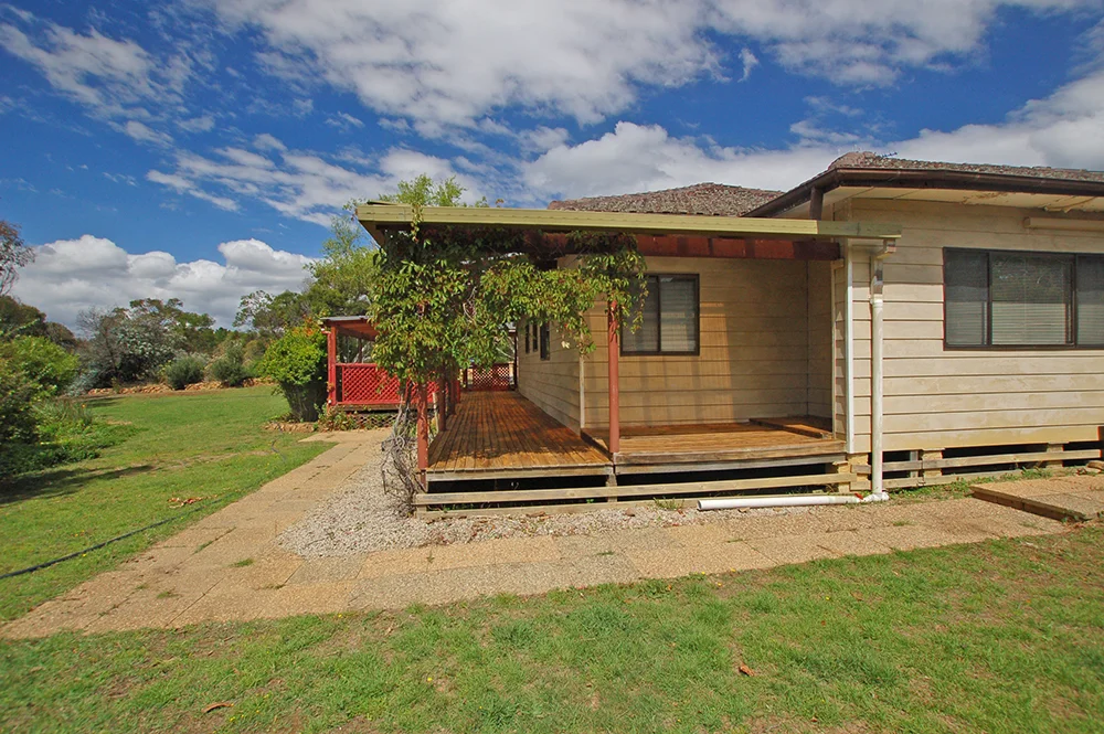 Primary image of 212a Fernloff Road, Wamboin NSW 2620
